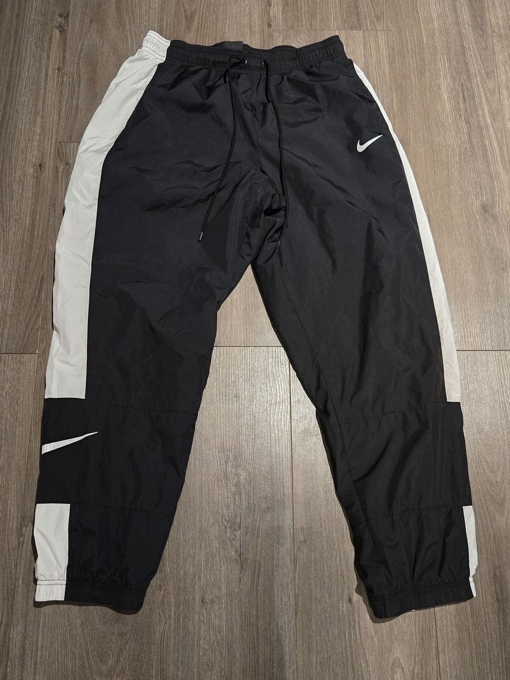 Nike Repel Woven Black/White Lined Swoosh Jogger Sweatpants Size Large  Measured